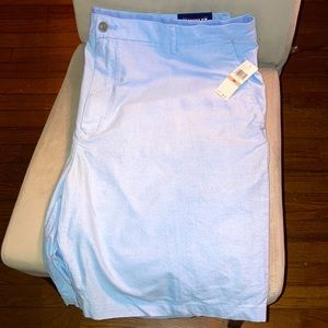 Izod NWT sports flex quick dry size 42W flat front shorts
